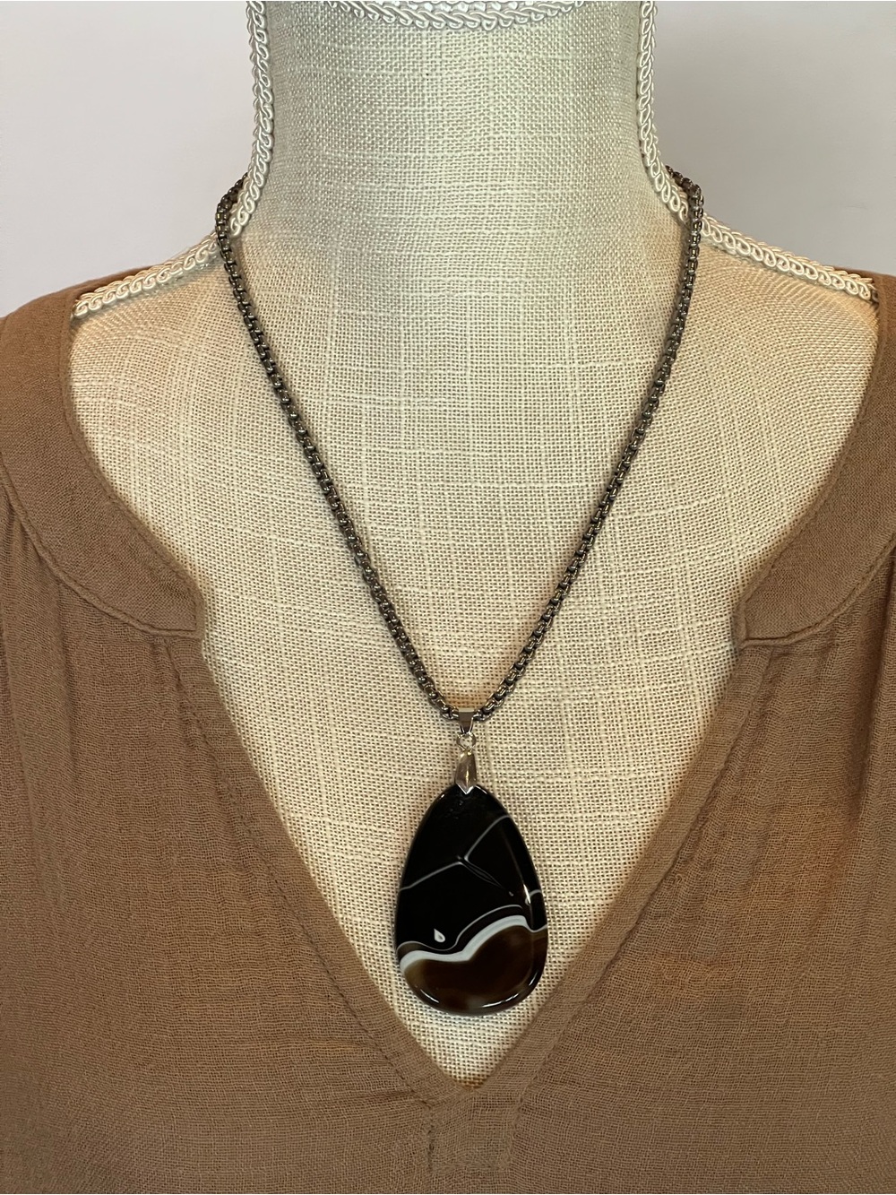 Onyx Pendant Necklace